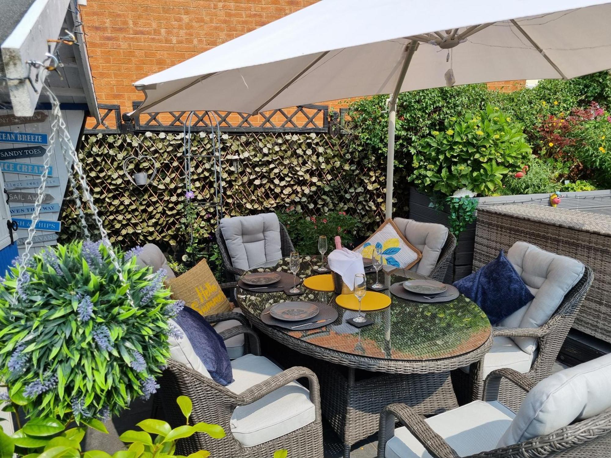 Dungarvon House B&B, Hot Tub, Garden, Summerhouse, Electric Vehicle Point , 3 Bedroom Options Weston-super-Mare Exterior foto